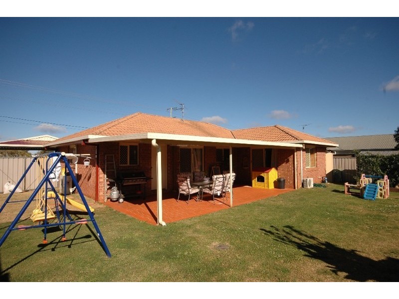101 Hursley Road, Glenvale QLD 4350