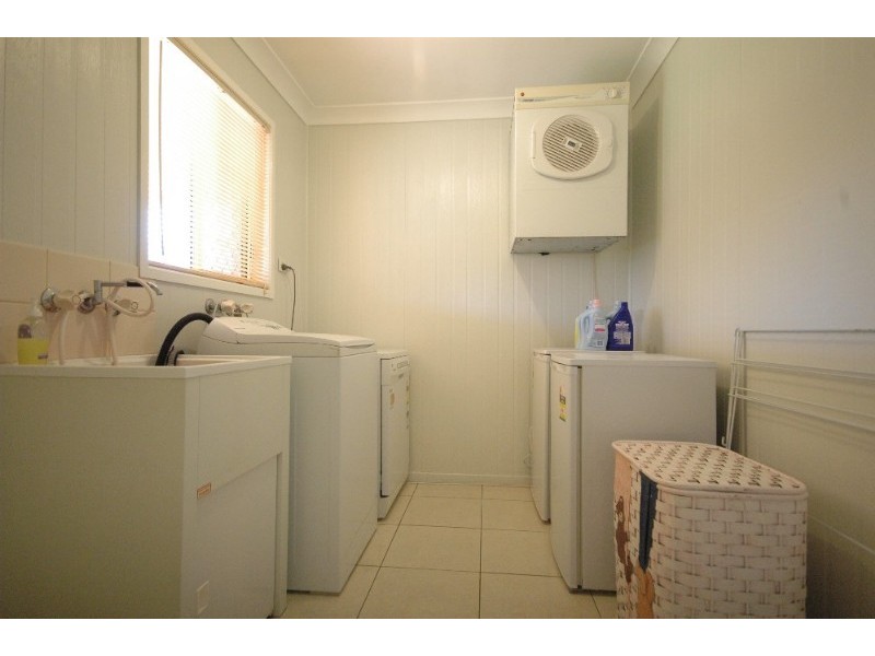 101 Hursley Road, Glenvale QLD 4350