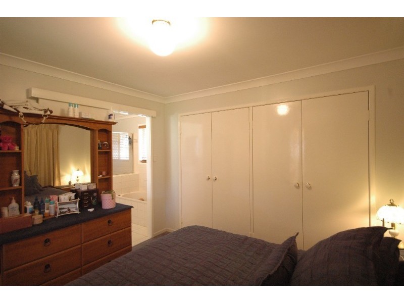 101 Hursley Road, Glenvale QLD 4350