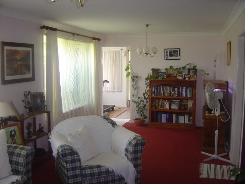 2 Marguerita Court, Centenary Heights QLD 4350