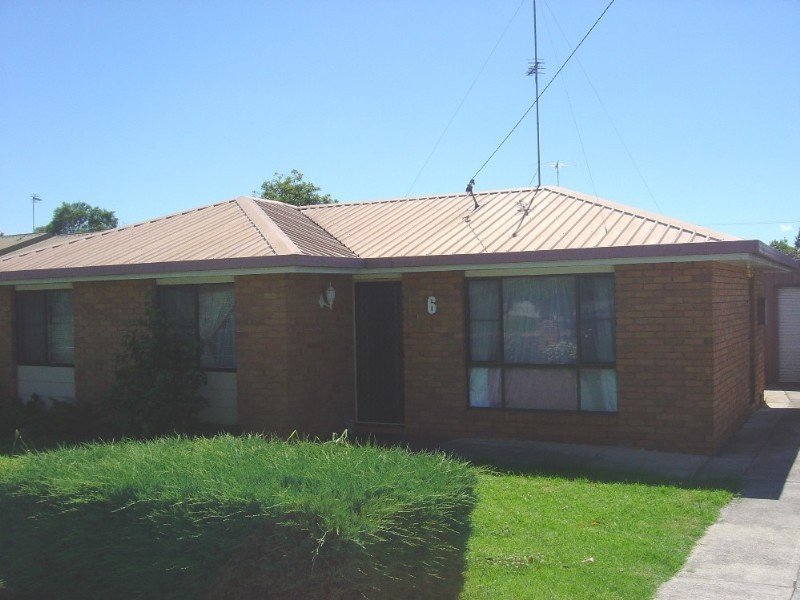 6 Mahogany Street, Newtown QLD 4350