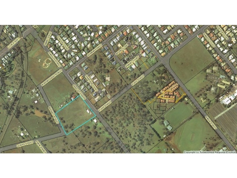 150 Handley Street, Darling Heights QLD 4350