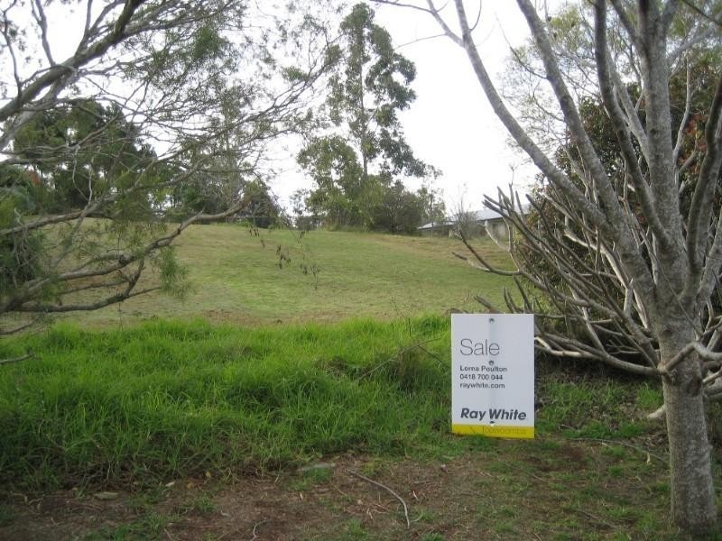 4 Grandview Crescent, Blue Mountain Heights QLD 4350