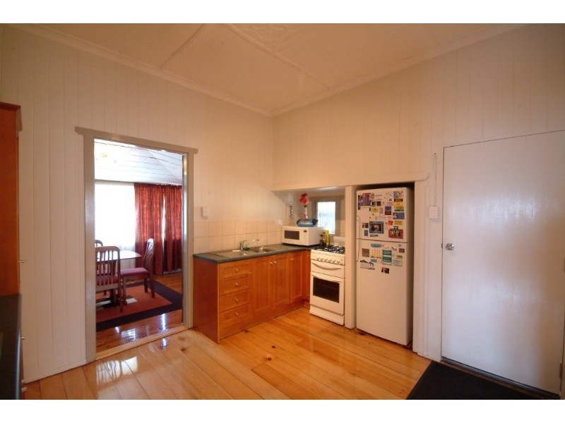 264 Bridge Street, Newtown QLD 4350