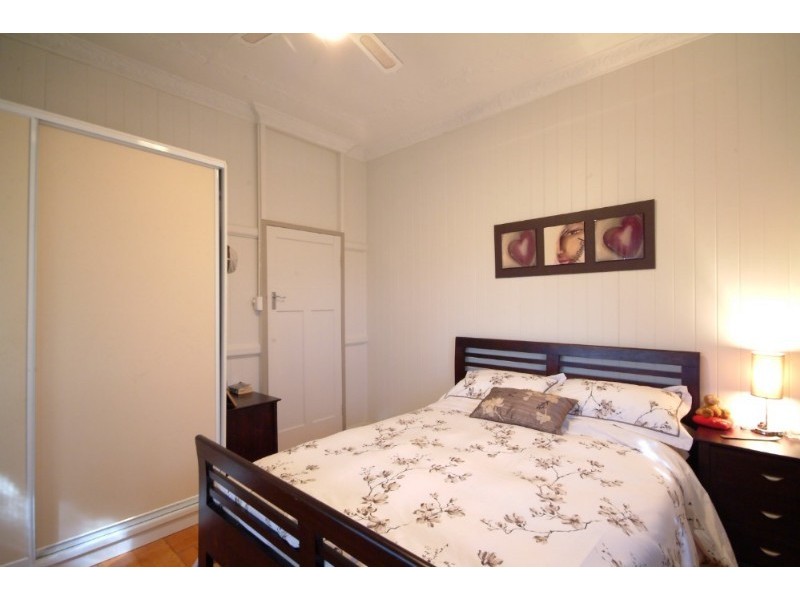 264 Bridge Street, Newtown QLD 4350