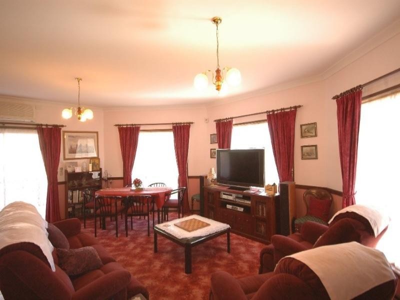 15 Junction Drive, Gowrie Junction QLD 4352