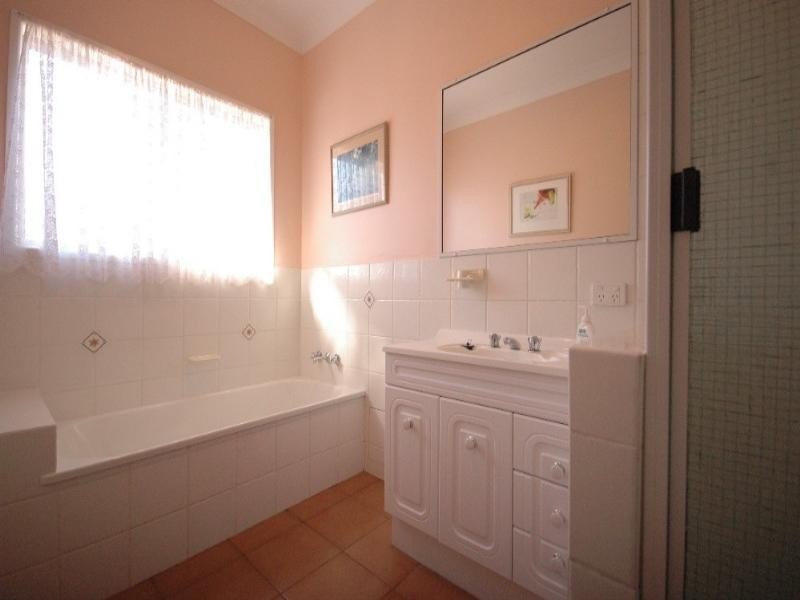 15 Junction Drive, Gowrie Junction QLD 4352