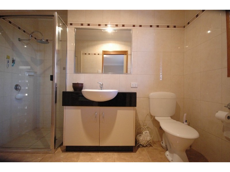 26 Manooka Crescent, Highfields QLD 4352