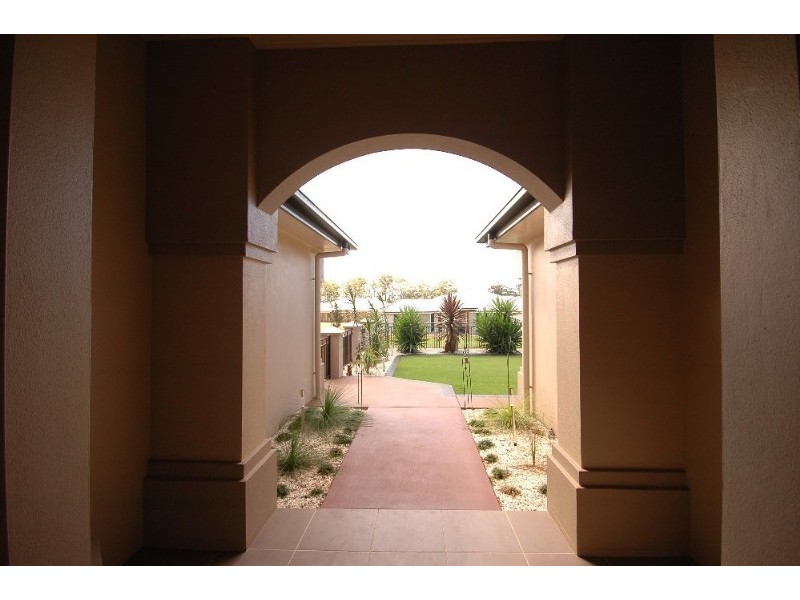 26 Manooka Crescent, Highfields QLD 4352