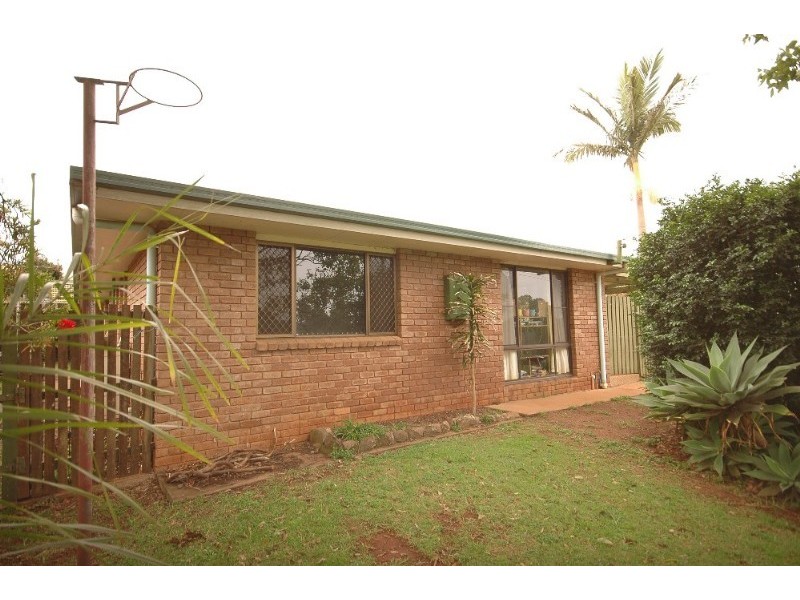 29 Amanda Drive, Centenary Heights QLD 4350