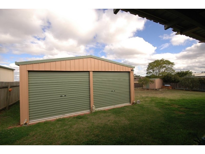 5 Cameron Street, Wyreema QLD 4352