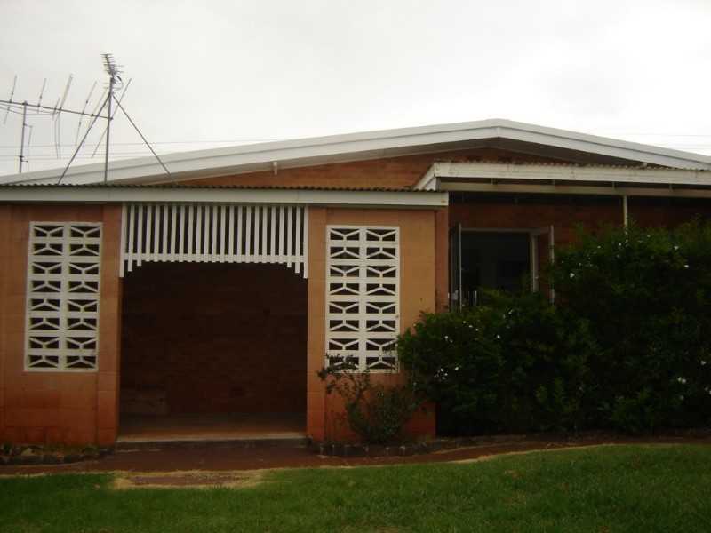 191 Alderley Street, Centenary Heights QLD 4350