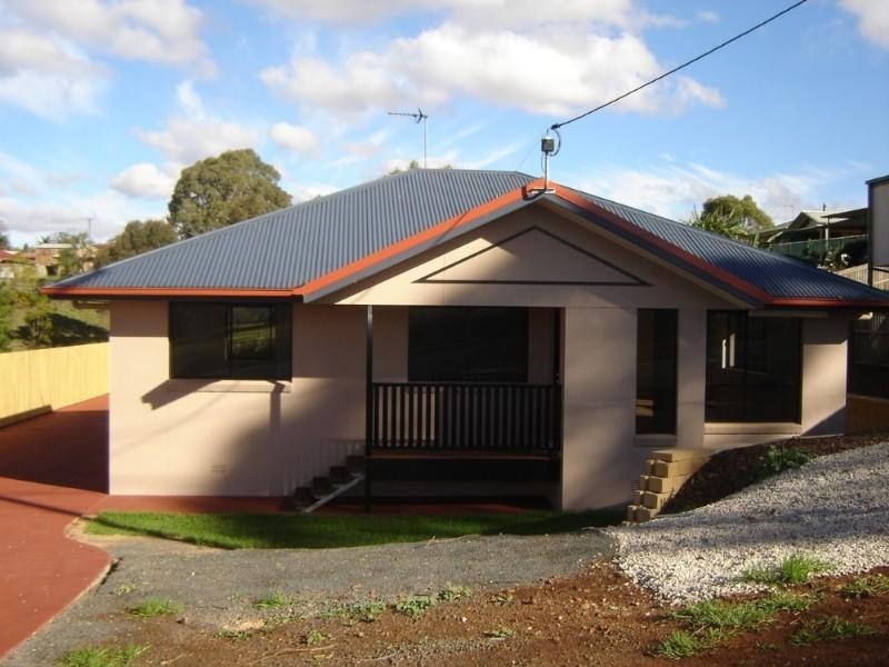 1/42 Hogg Street, Rockville QLD 4350