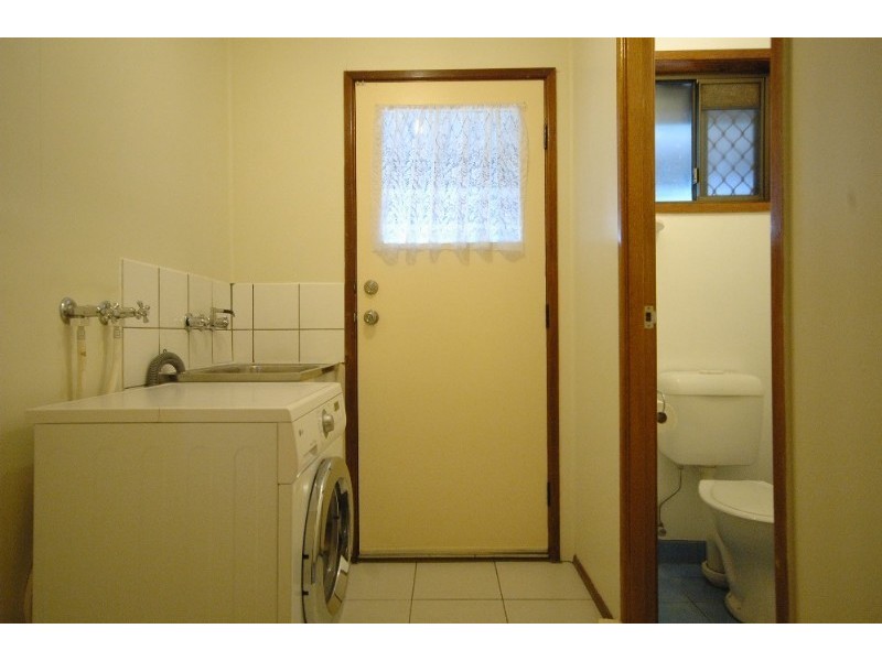 1 Champagne Crescent, Wilsonton QLD 4350