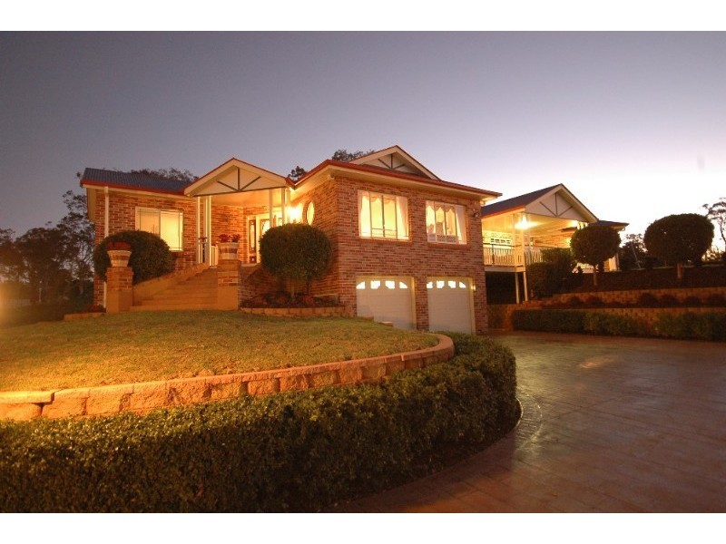 5 John Trousdell Court, Cotswold Hills QLD 4350