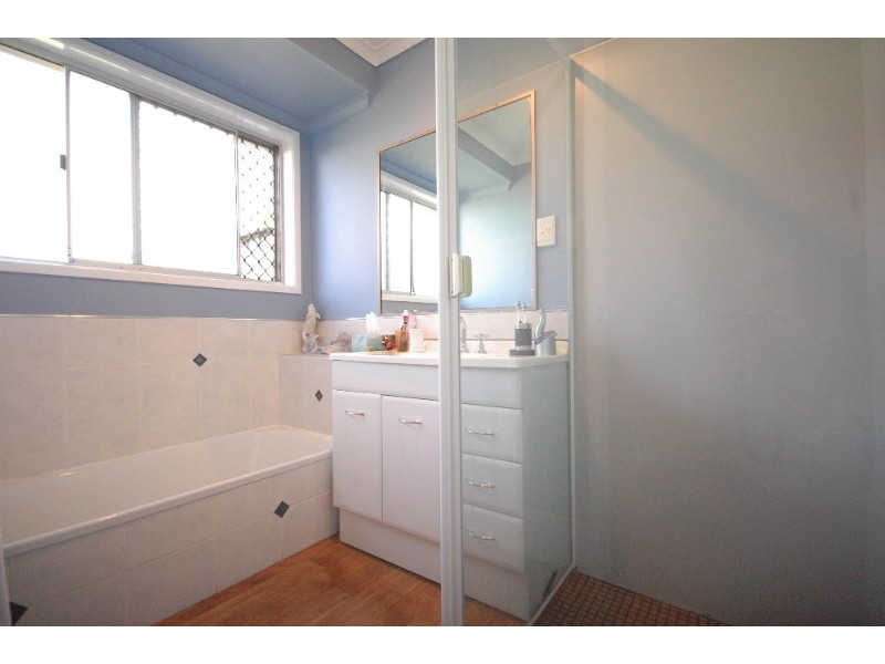 3 Melway Crescent, Harristown QLD 4350