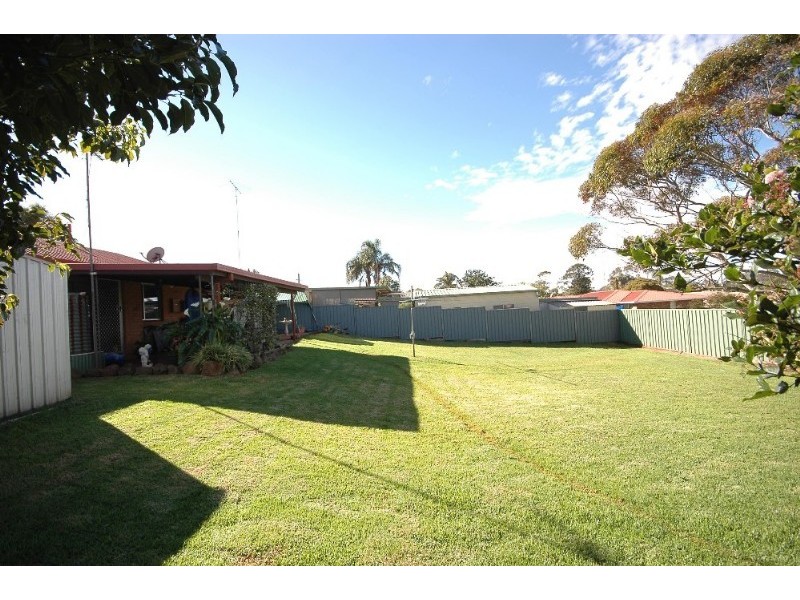 3 Melway Crescent, Harristown QLD 4350