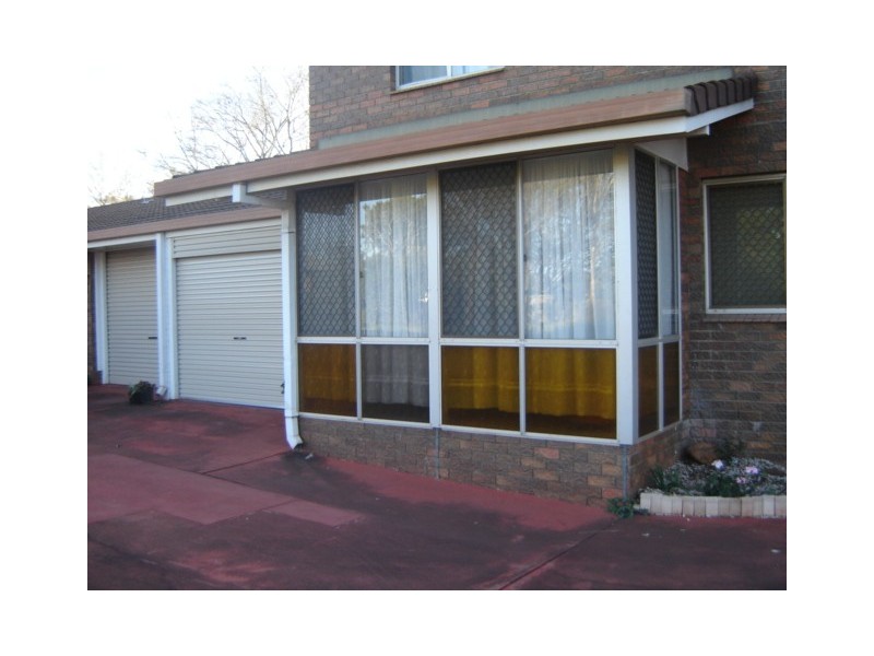 1/22 Wallace Street, Newtown QLD 4350