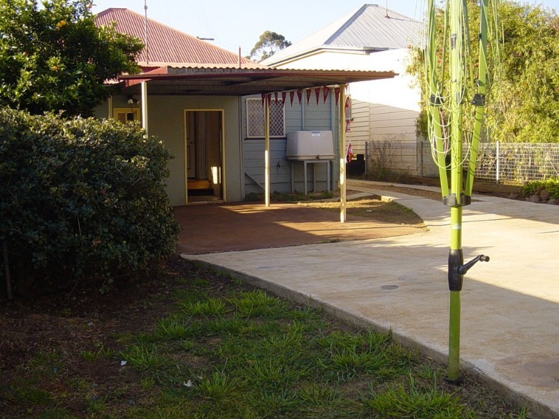 18 Lilley Street, East Toowoomba QLD 4350