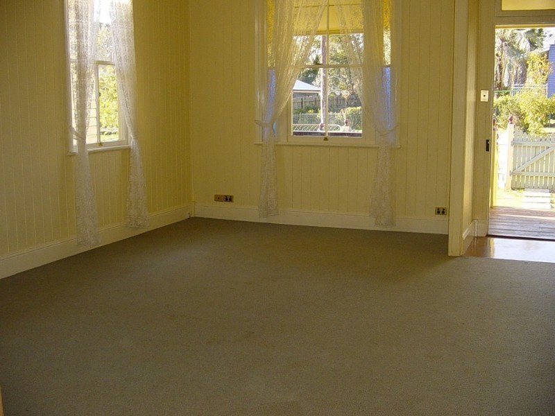 18 Lilley Street, East Toowoomba QLD 4350