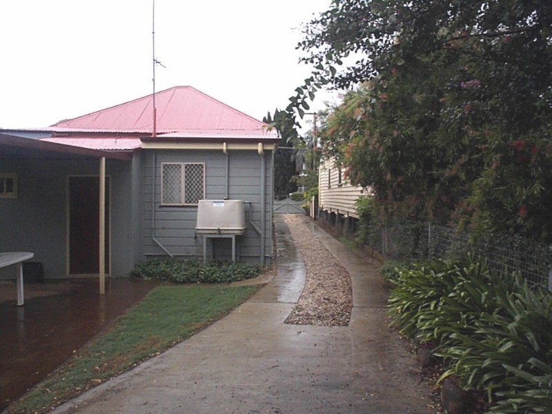 18 Lilley Street, East Toowoomba QLD 4350