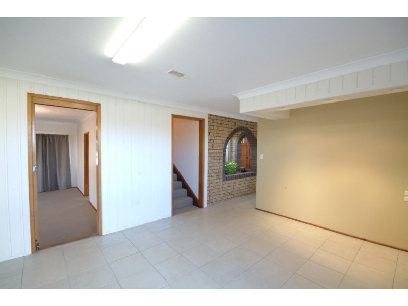 20 Jason Street, Wilsonton QLD 4350