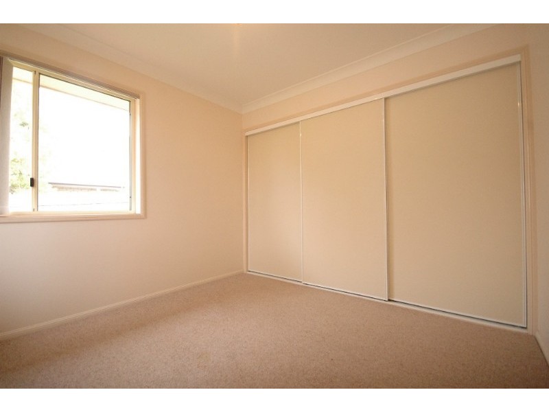 10 Tulip Court, Middle Ridge QLD 4350