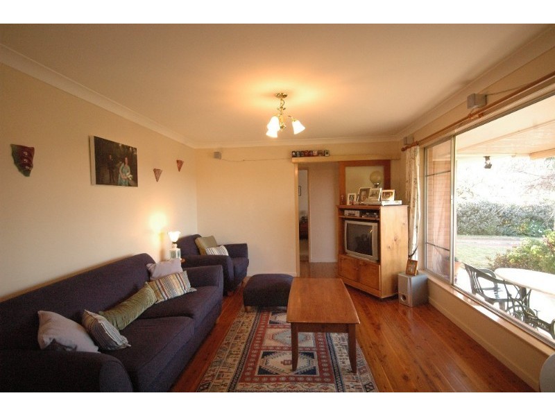 16 Wentworth Street, Centenary Heights QLD 4350