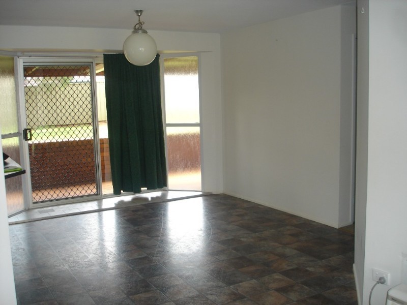 21 Redwood Street, Glenvale QLD 4350