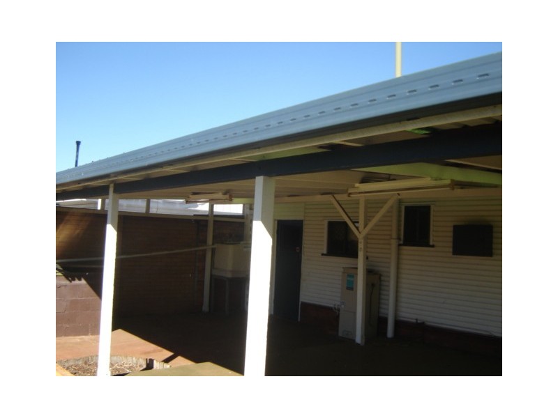 219 North Street, Rockville QLD 4350