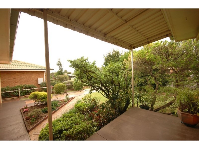 23 Quelch Street, Rockville QLD 4350