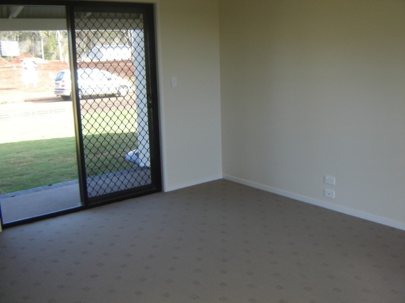 22 Fallon Close, Middle Ridge QLD 4350