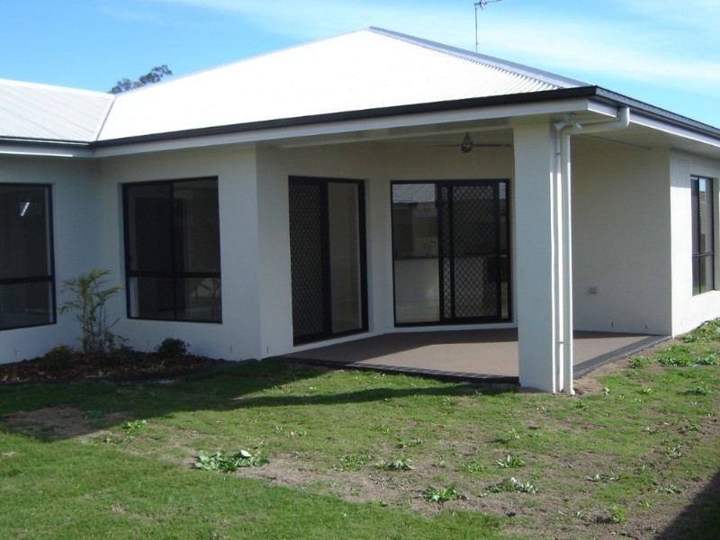 22 Fallon Close, Middle Ridge QLD 4350