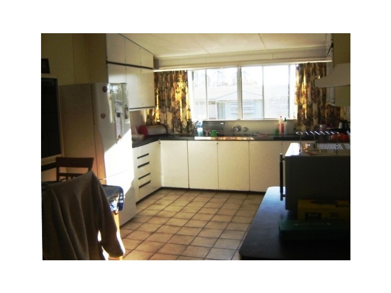 145 Stephen Street, Harristown QLD 4350