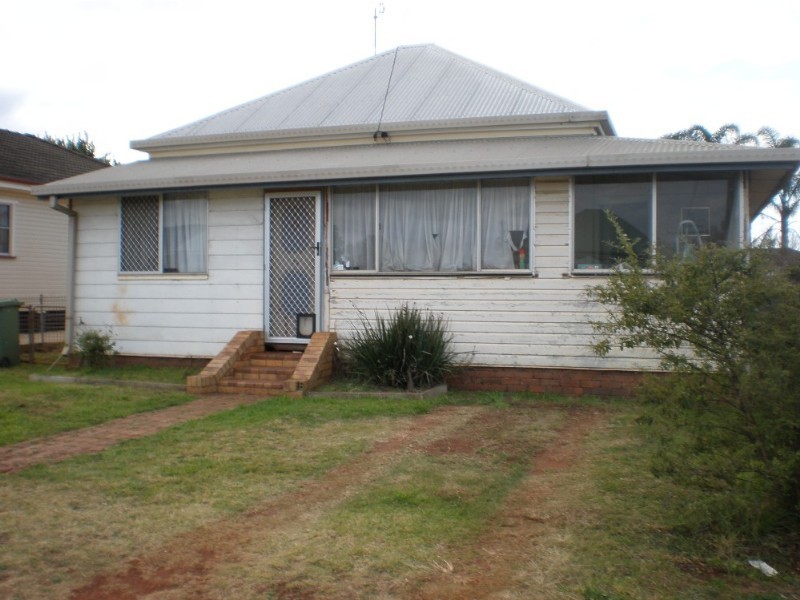1C Gatfield Street, Newtown QLD 4350