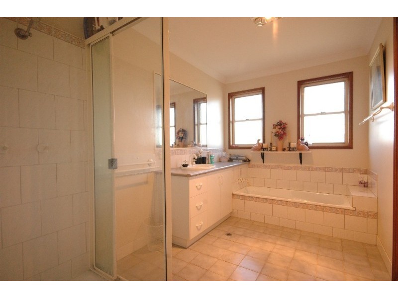 13 Edzill Street, Wilsonton QLD 4350