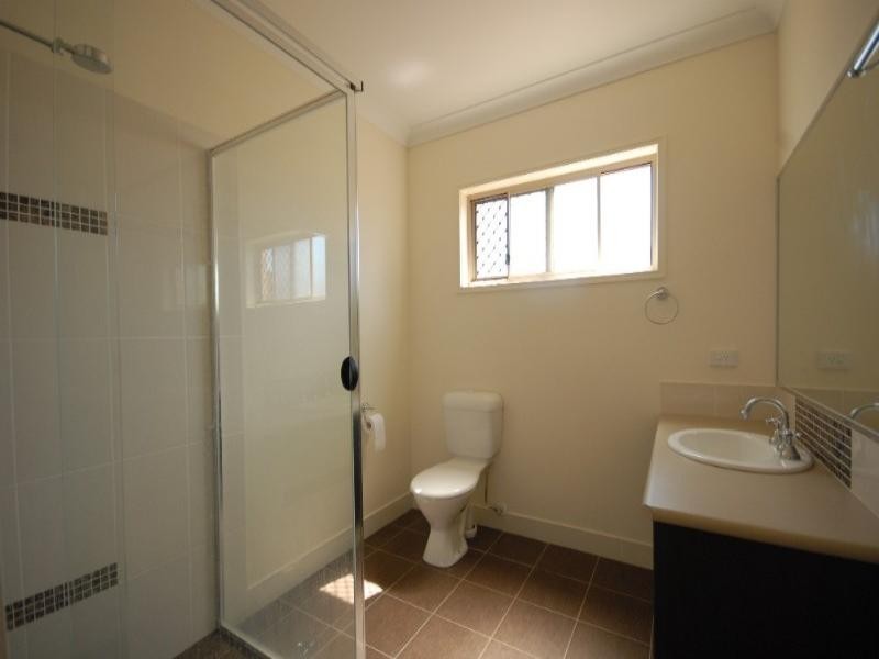 8/34 Gordon Avenue, Newtown QLD 4350