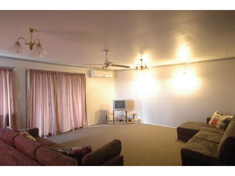 12A West Street, North Toowoomba QLD 4350