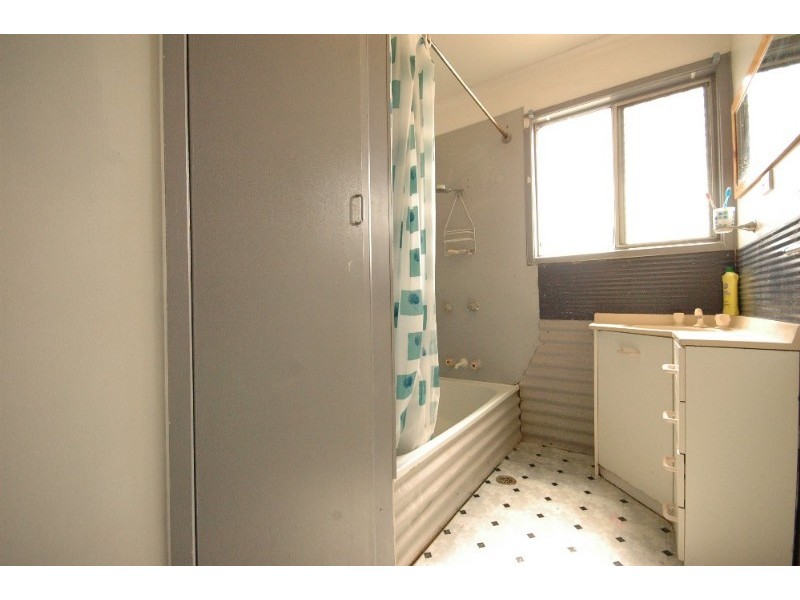 12A West Street, North Toowoomba QLD 4350