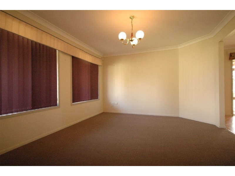 117 Hursley Road, Glenvale QLD 4350