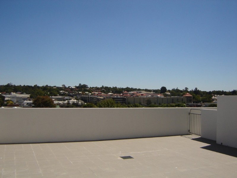 318/523 Ruthven Street, Toowoomba City QLD 4350