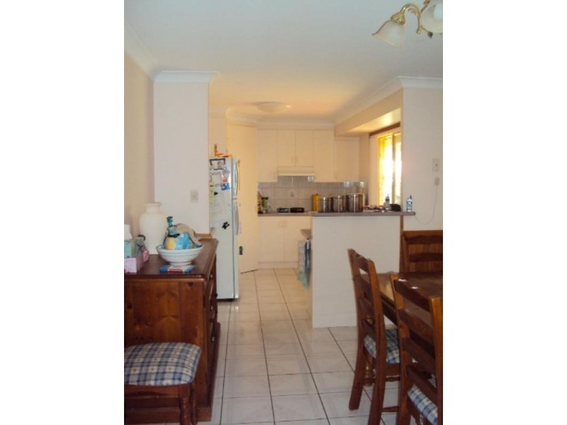 8 May Court, Middle Ridge QLD 4350