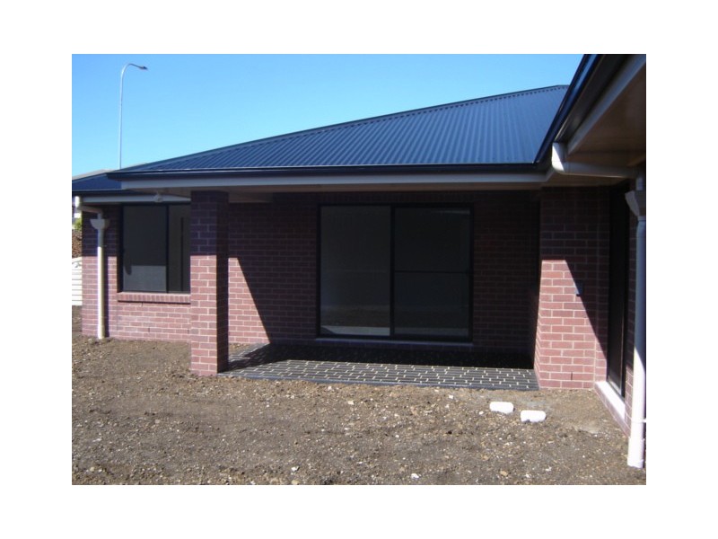 25 Wareena Crescent, Glenvale QLD 4350