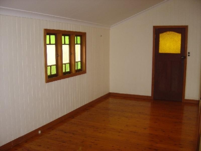 17 Trevethan Street, North Toowoomba QLD 4350