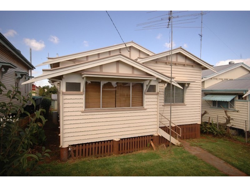 118A Jellicoe Street, North Toowoomba QLD 4350
