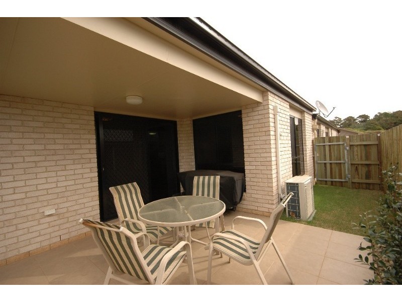 8 Sambar Court, Kearneys Spring QLD 4350