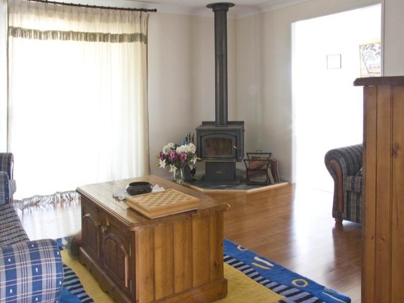 619 Haden Maclagan Road, Peranga QLD 4352