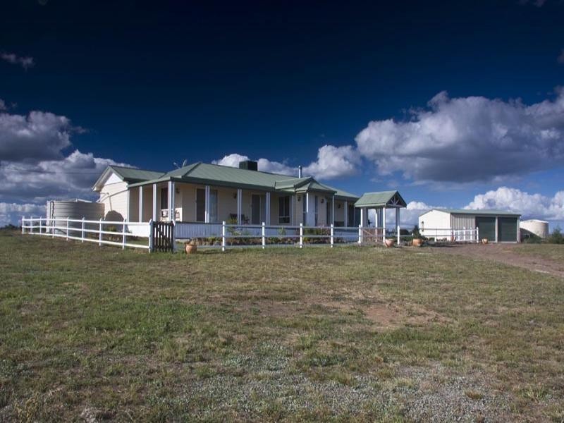 619 Haden Maclagan Road, Peranga QLD 4352