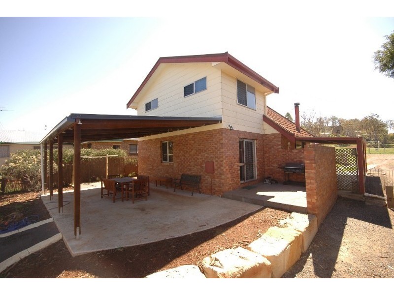 16 Rudd Street, Drayton QLD 4350