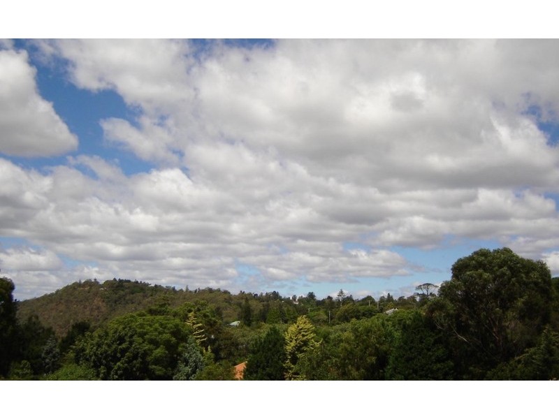 6 Montgomery Court, East Toowoomba QLD 4350